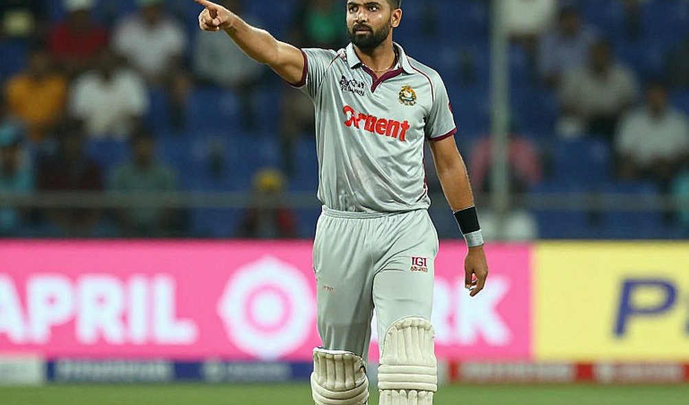 ব্লকচেইনের নতুন ইনিংস: ক্রিকেট যেখানে হয়ে ওঠে লেজার